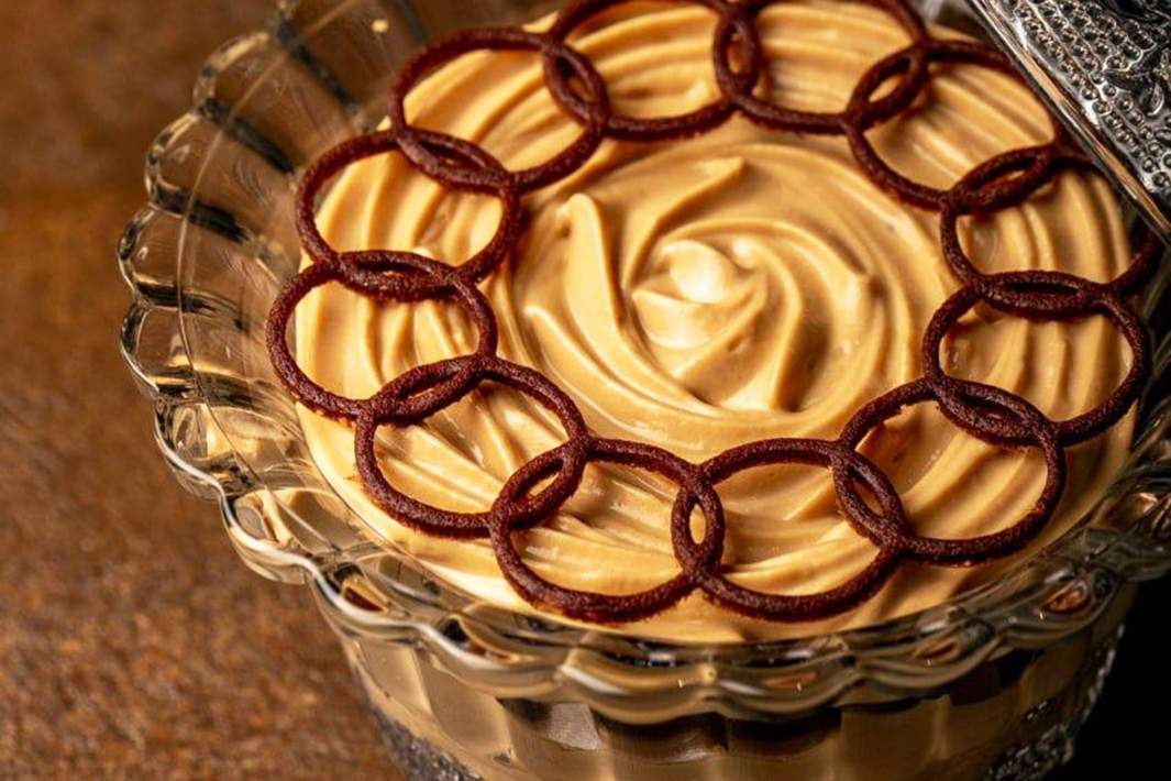 Сметанник с кремом из вареной сгущенки