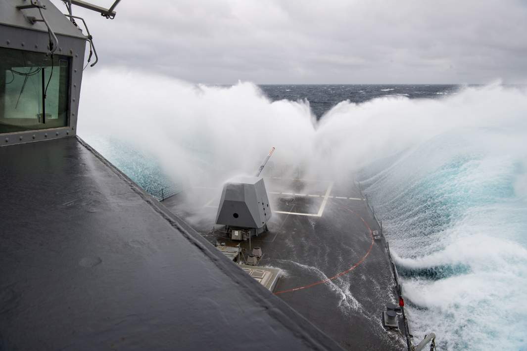 Корабль ВМС США