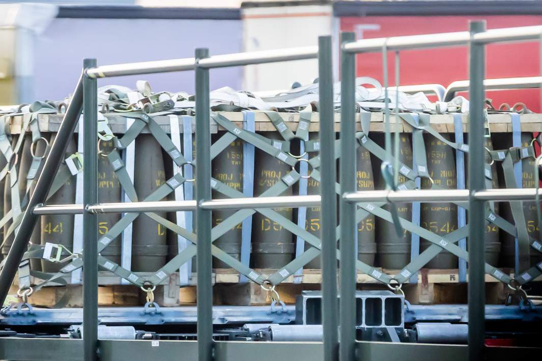 поставка оружия