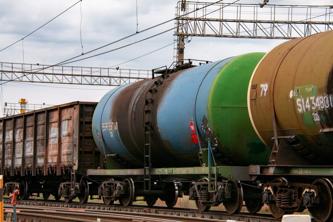 Товарный поезд 