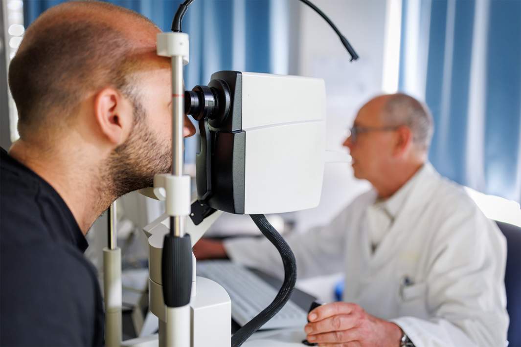 офтальмолог