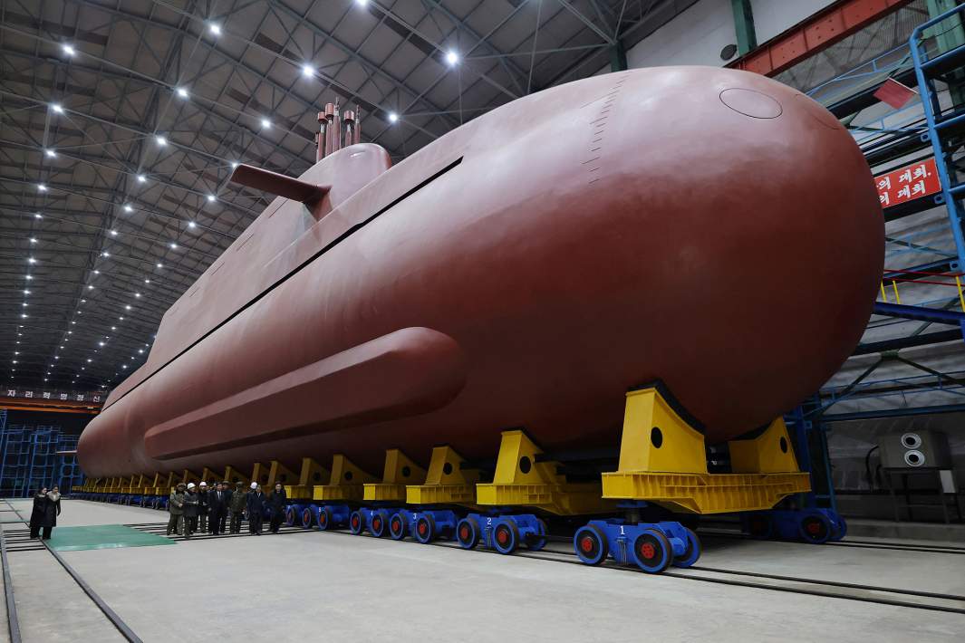 Подводная лодка КНДР 