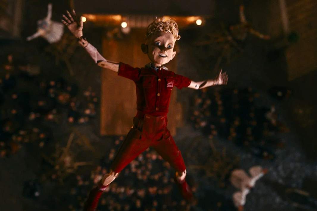 Кадр из фильма «Буратино»