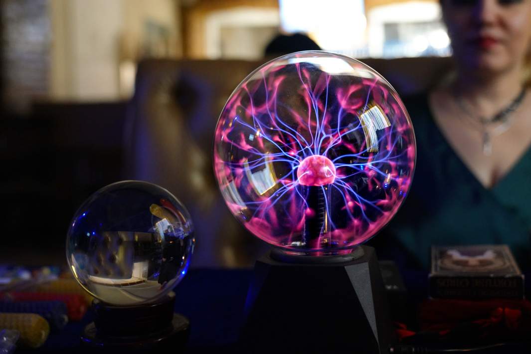 Плазменный шар на фестивале сакральных знаний