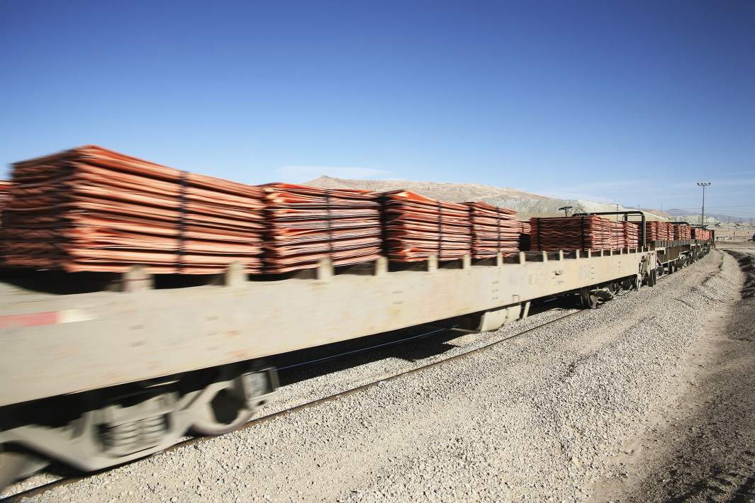 Грузовой поезд