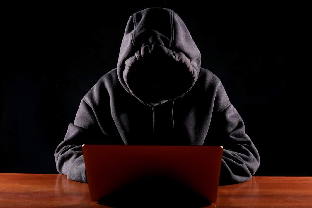 Преступник