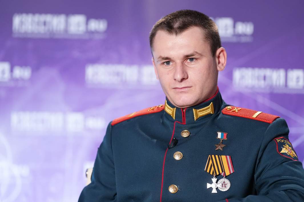 Герой Российской Федерации ефрейтор Артем Петров