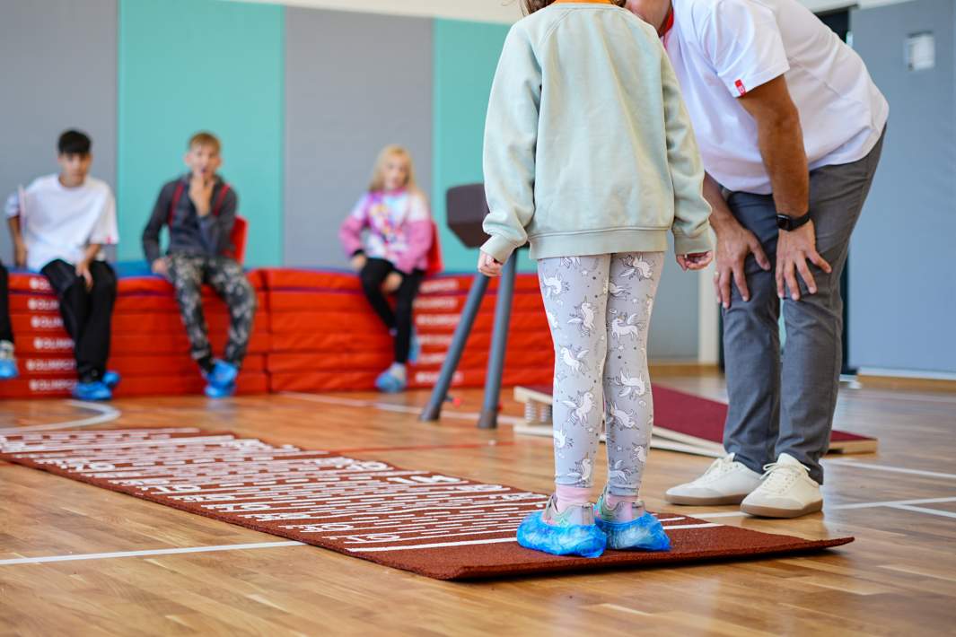 Урок физкультуры 