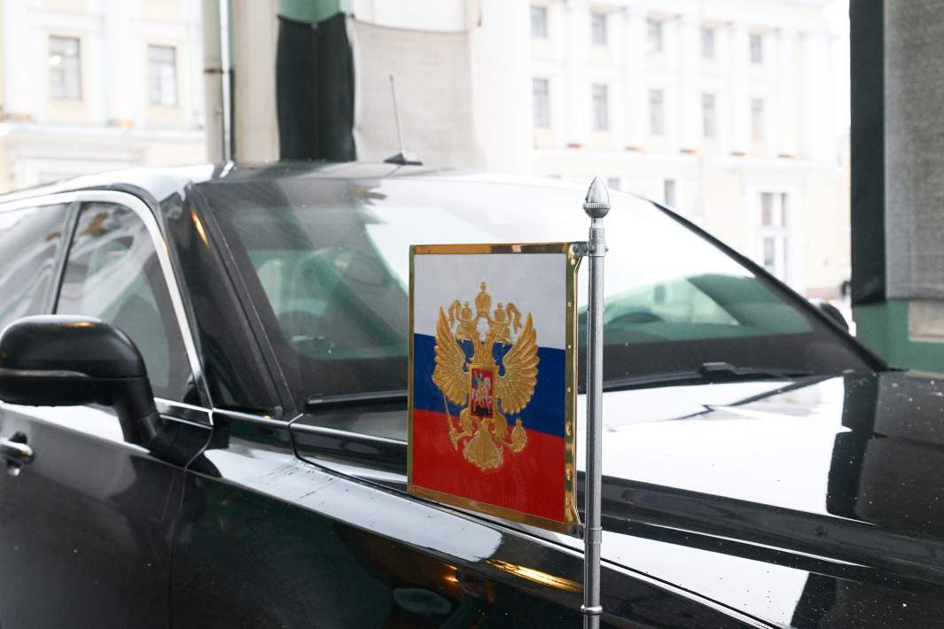 Автомобиль кортежа президента РФ Владимира Путина