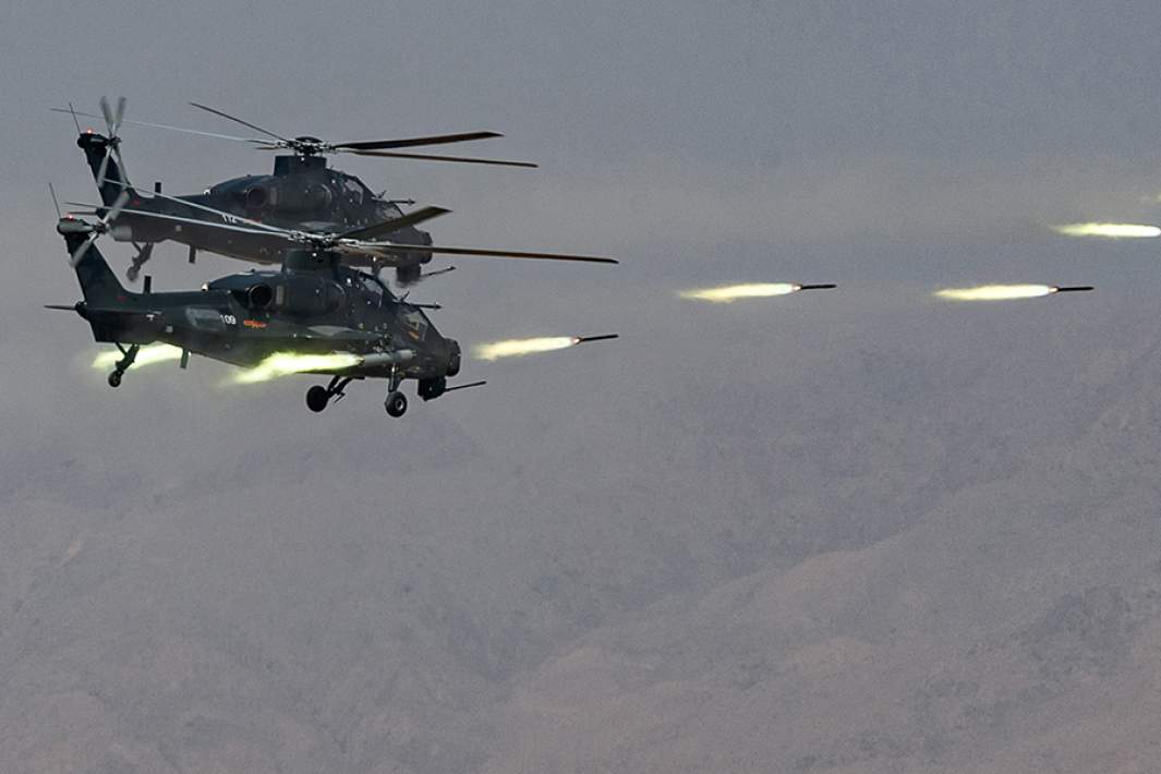 Учения Китая и России