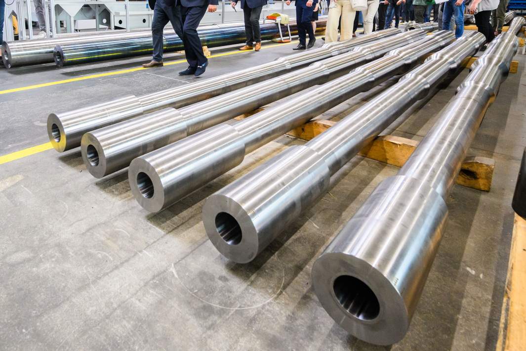 Стволы 120-мм гладкоствольных орудий основного боевого танка Leopard 2 