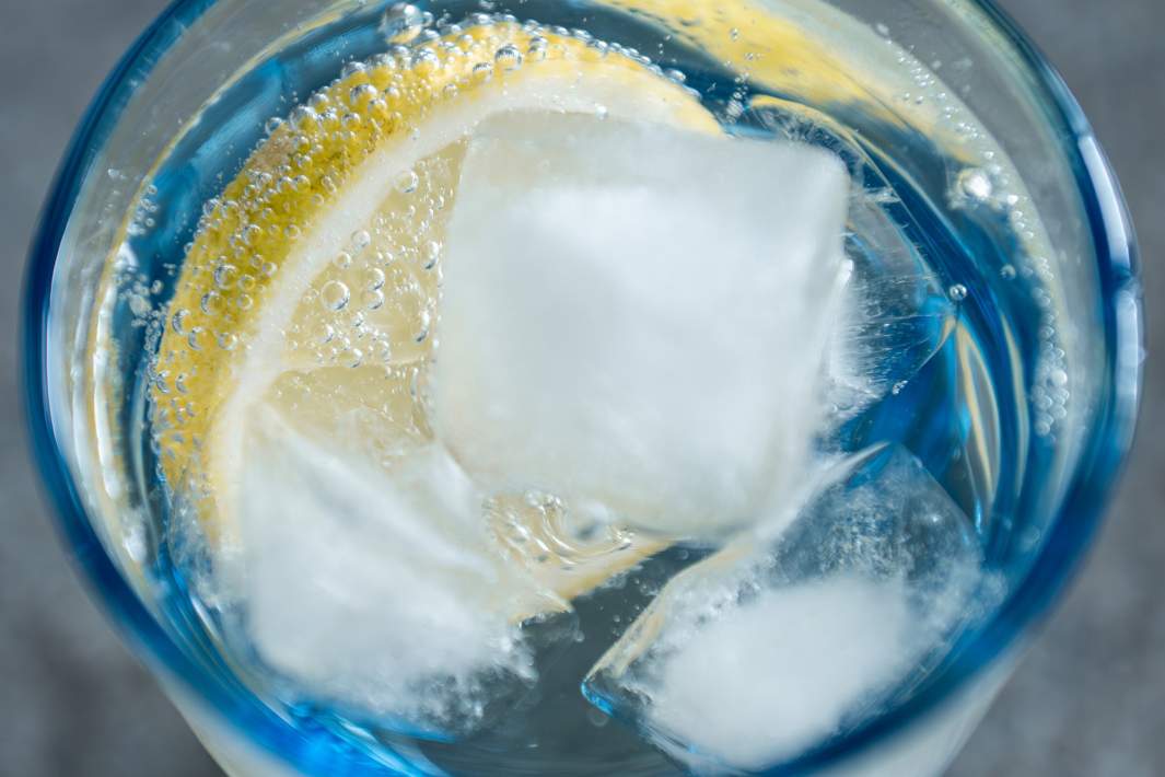 вода с лемоном