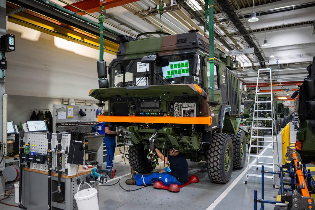 Военный завод в Европе 