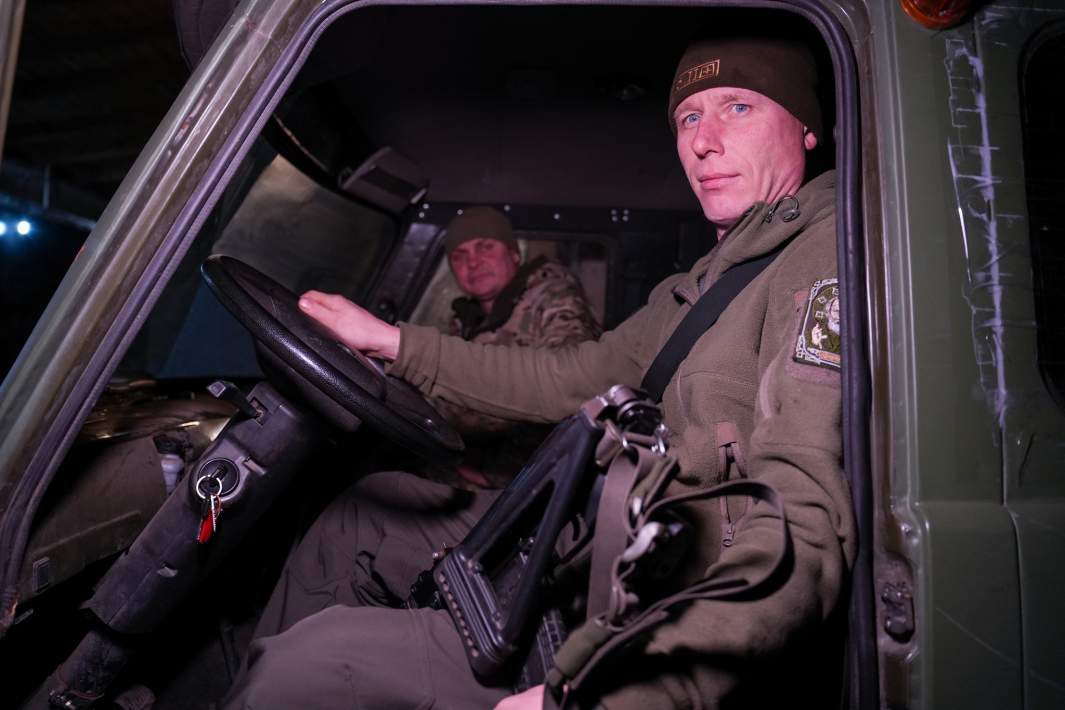 Два водителя, два брата - Ветер и Кузя (справа)