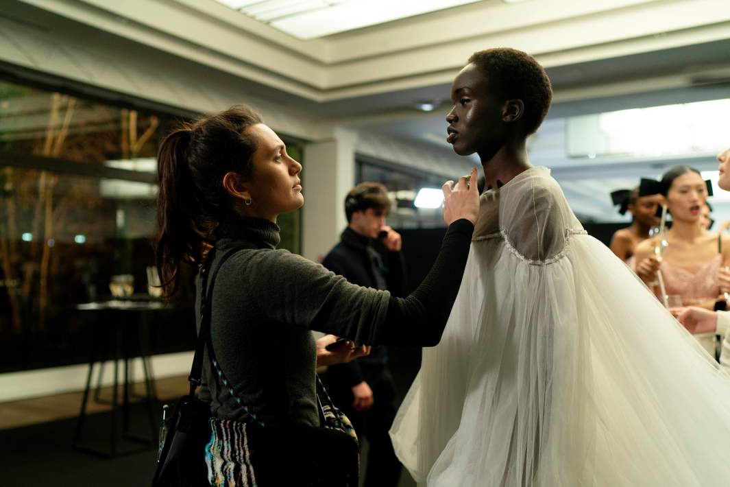 Кадр из фильма «Кутюр»