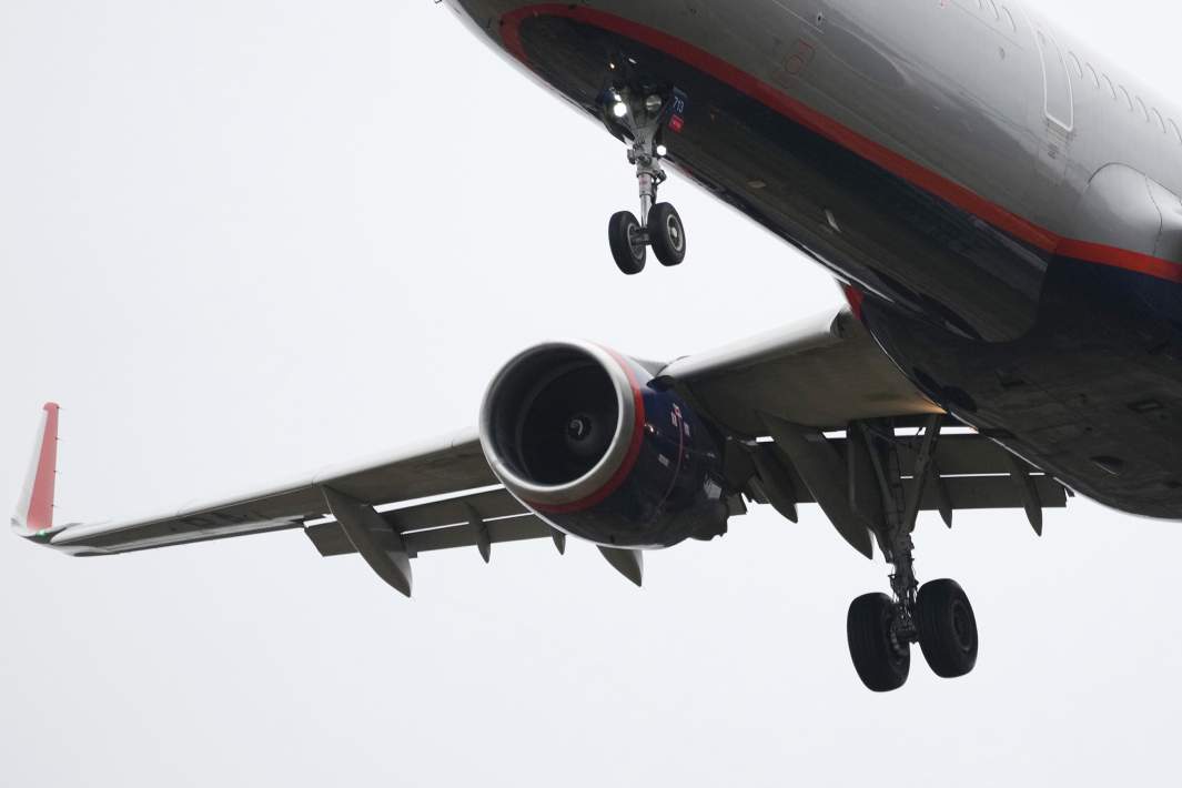 крылья самолета