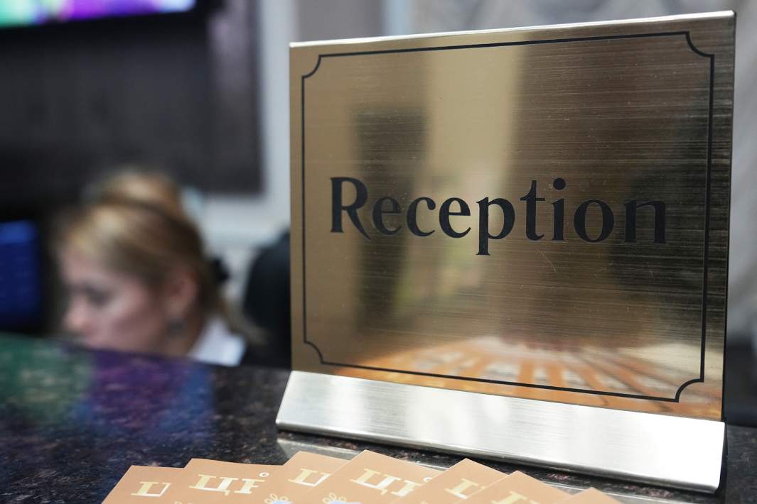 ресепшн
