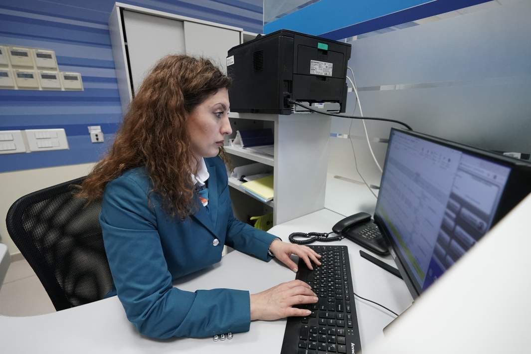 Сотрудник ФНС 