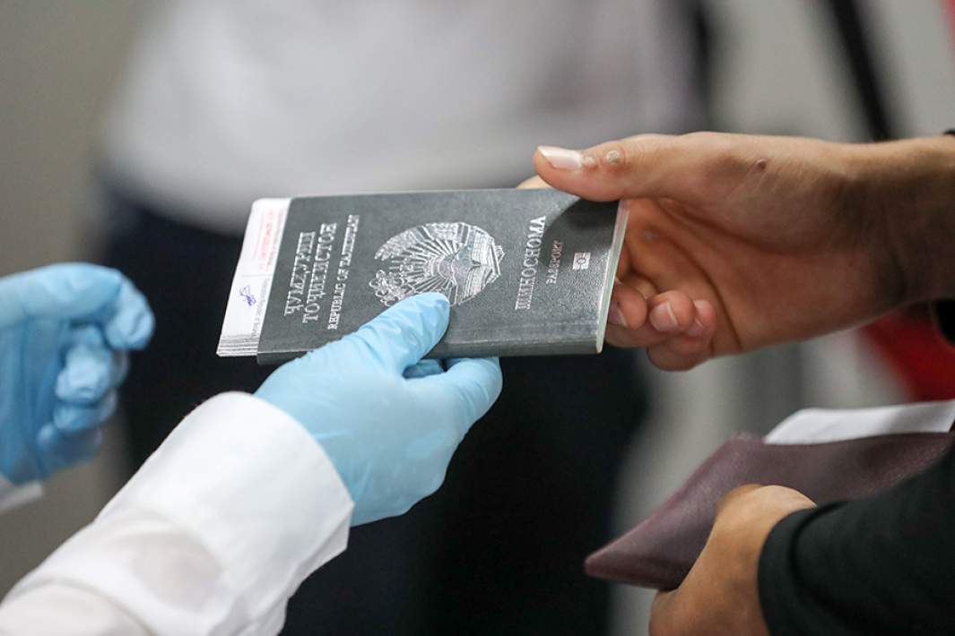 На территории Многофункционального миграционного центра