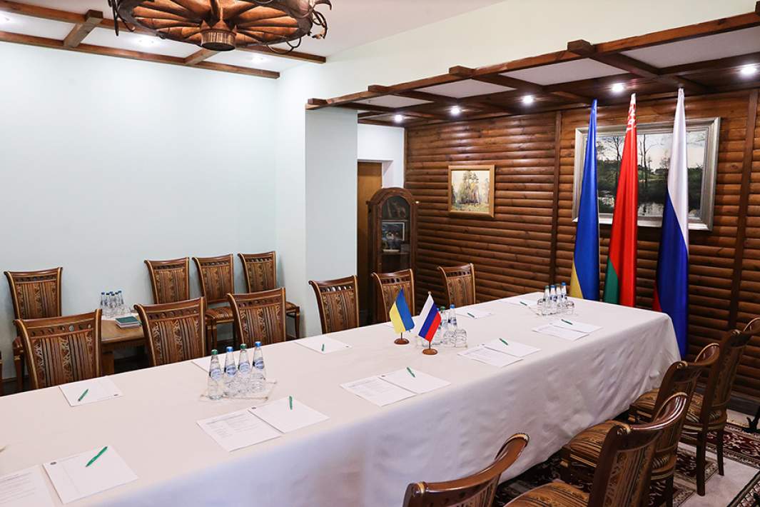 Перед началом российско-украинских переговоров на территории национального парка «Беловежская пуща» в Бресткой области. 3 марта 2022 года