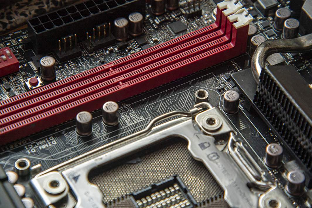 Слоты для RAM