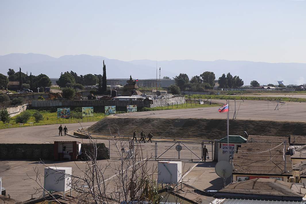 Российская военная база в Хмеймиме на северо-западе Сирии