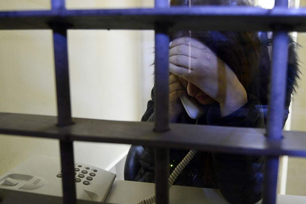 девушка в СИЗО