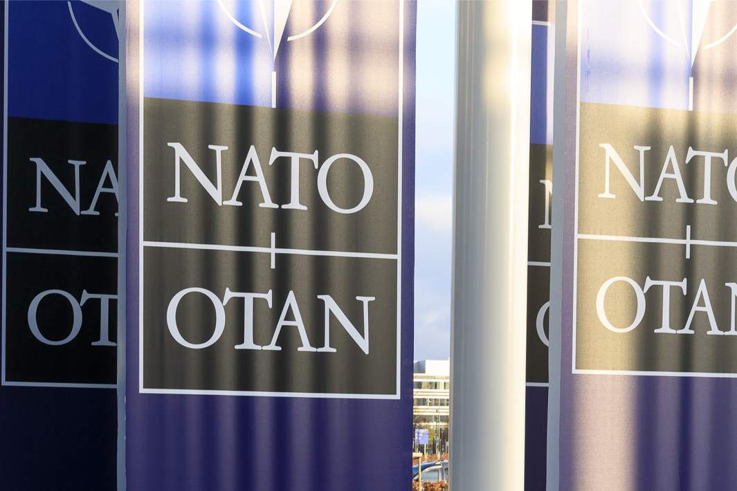 НАТО