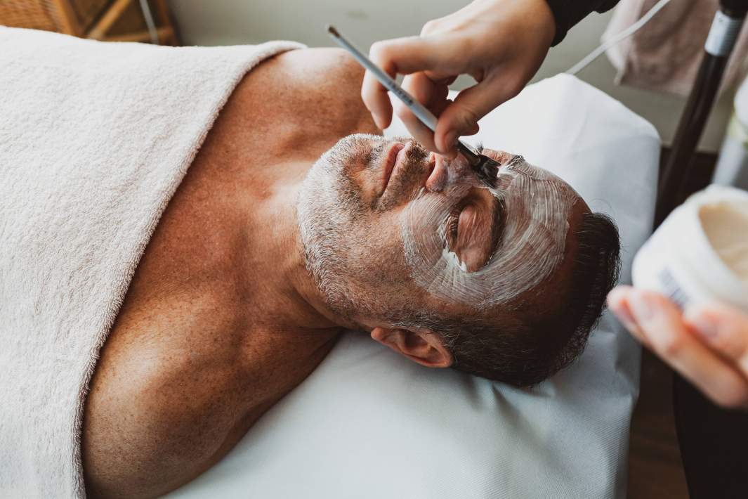 косметолог 