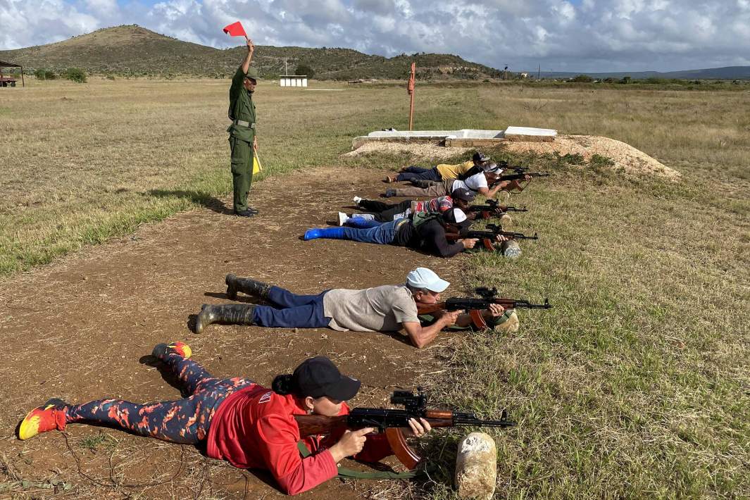 Учения на Кубе 