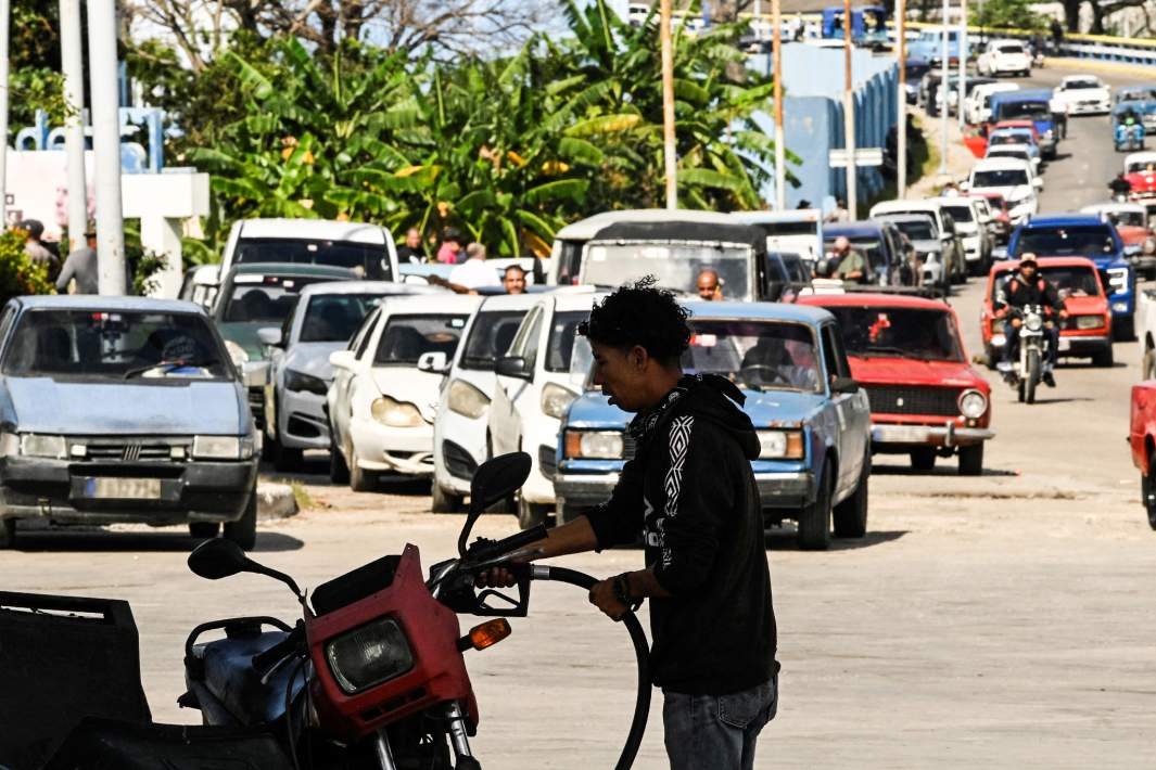 Заправка на Кубе 
