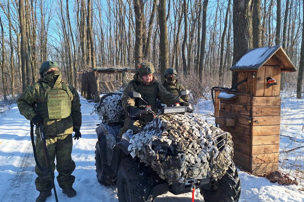 Военнослужащий на багги 