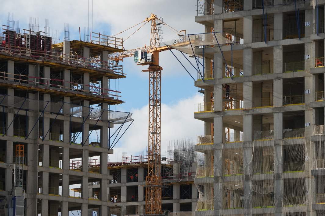 Строительный кран 