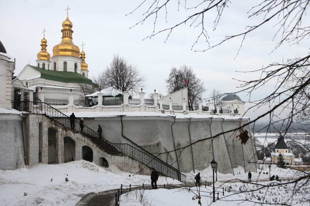 Крестовоздвиженский храм в Киево-Печерской лавре