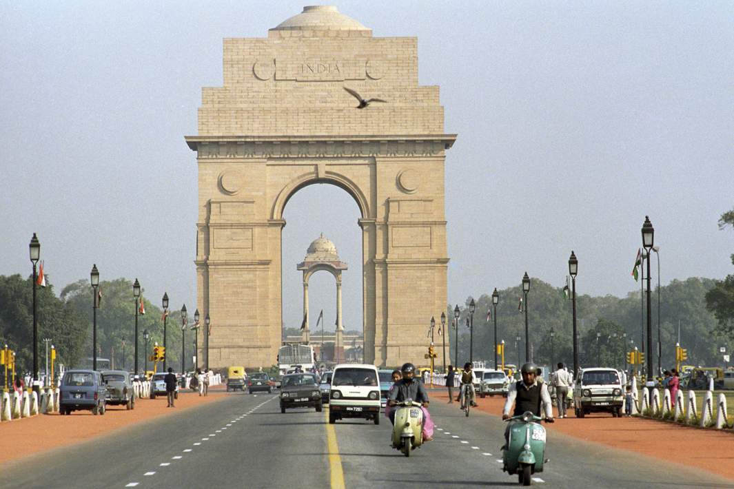 Монумент Ворота Индии в Нью-Дели