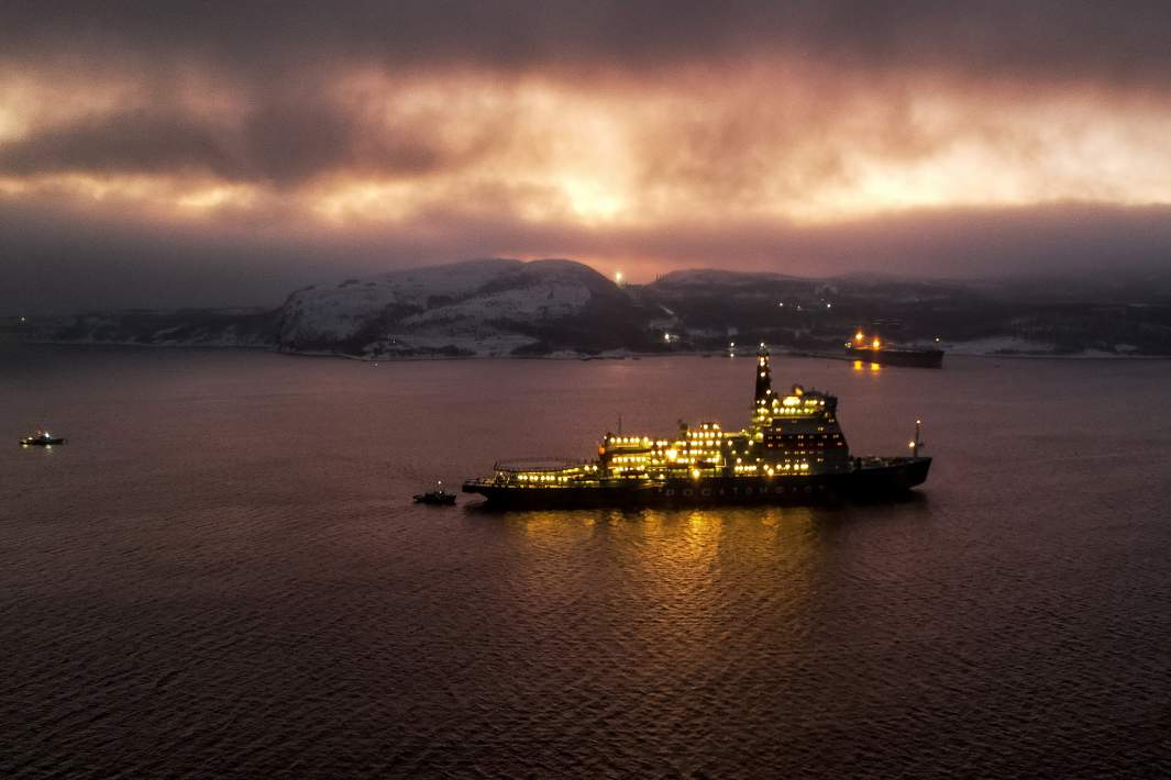 Атомный ледокол 