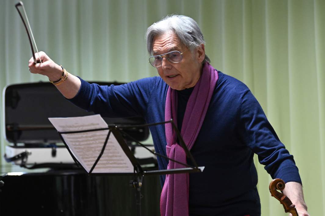 Альтист Вильфрид Штреле (Германия) проводит мастер-класс в рамках XV Зимнего международного фестиваля искусств в Сочи