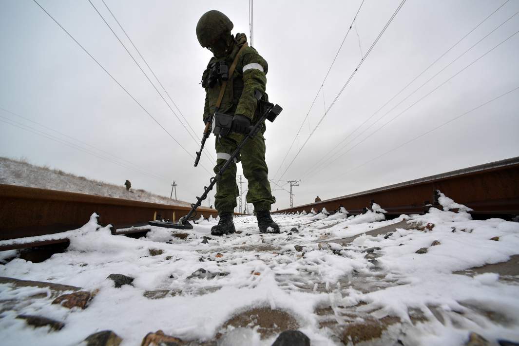 Разминирование железной дороги 