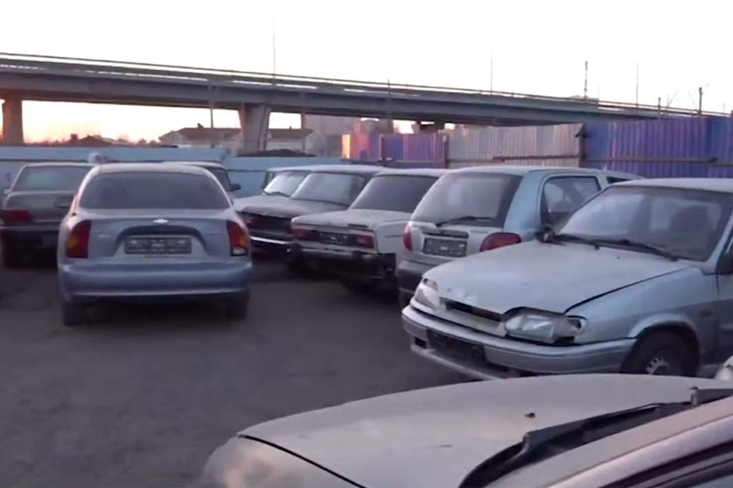 Автомобили
