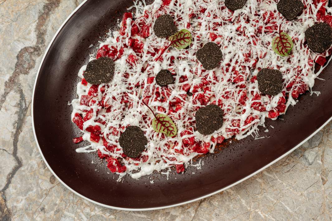 Тартар из говядины с трюфелем