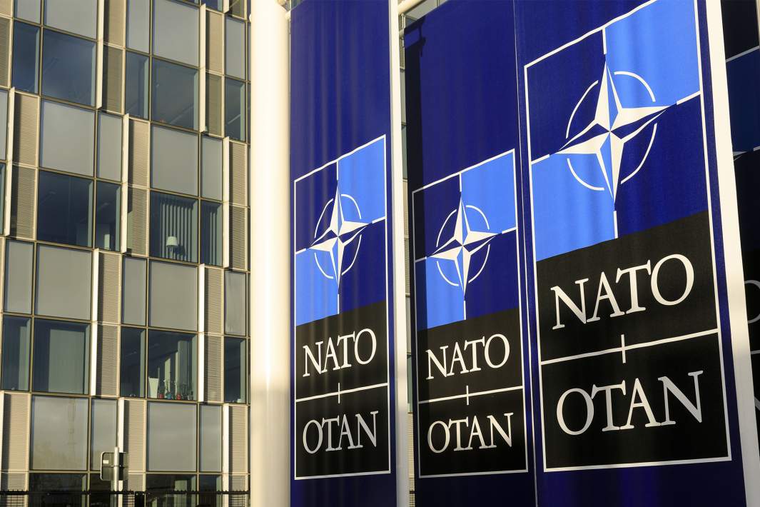 НАТО