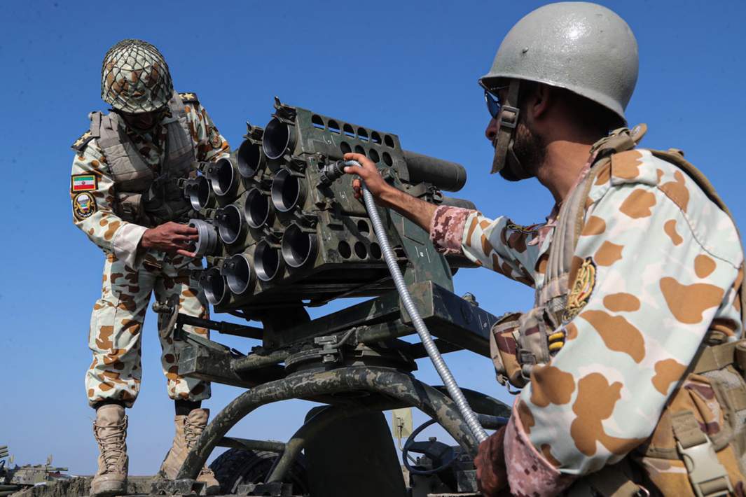 Военнослужащие армии Ирана 