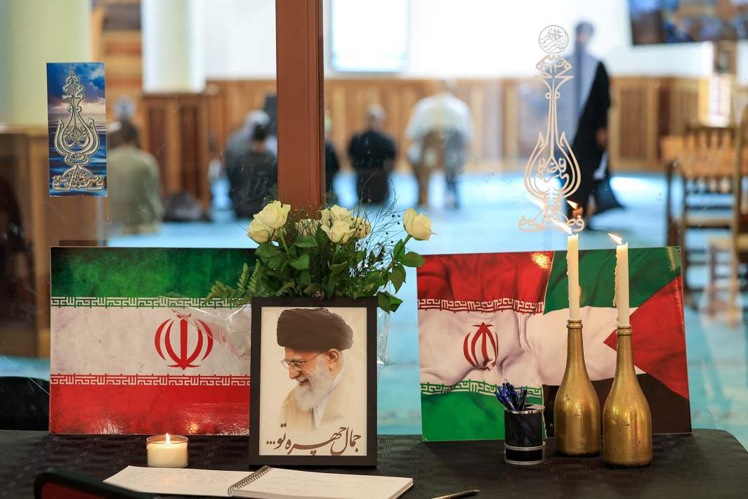 али хеменей