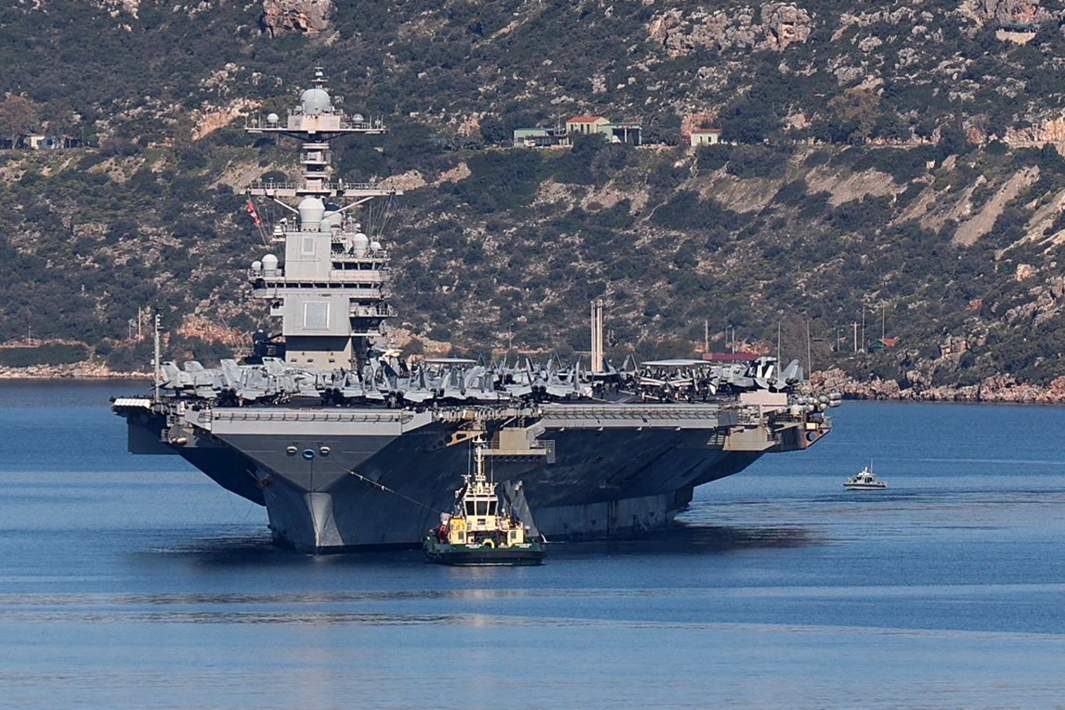 Авианосец США 