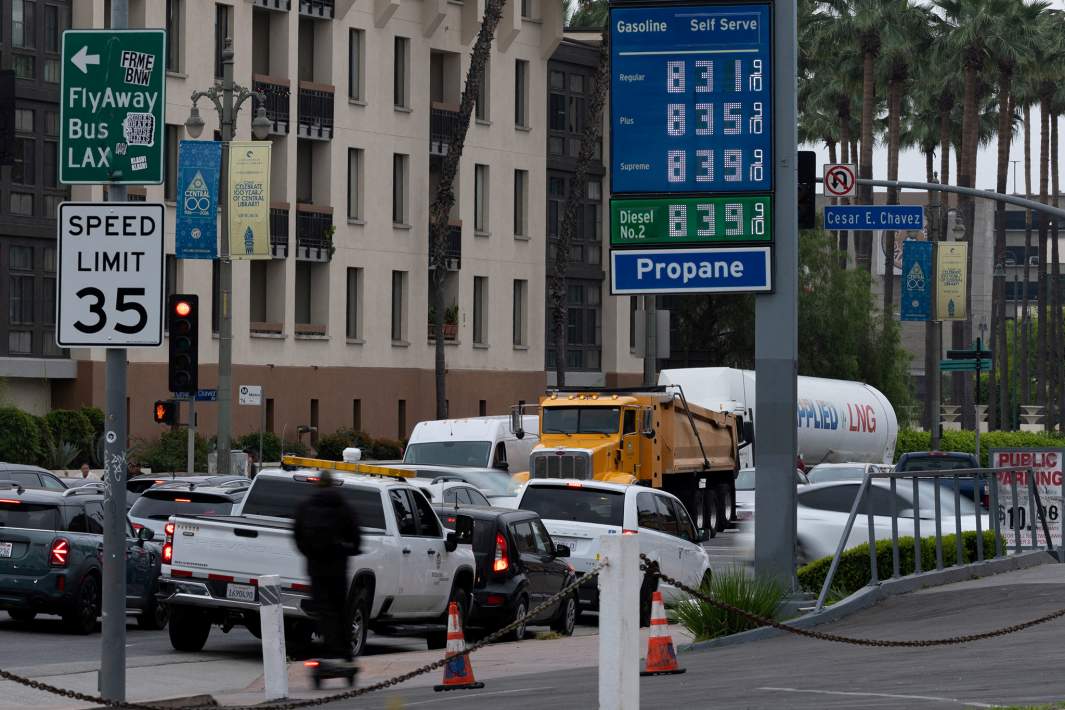 Заправка в США