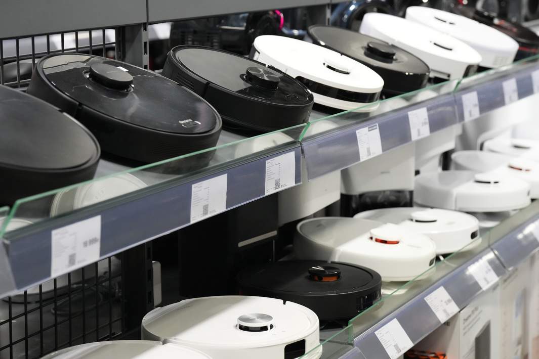 робот пылесос