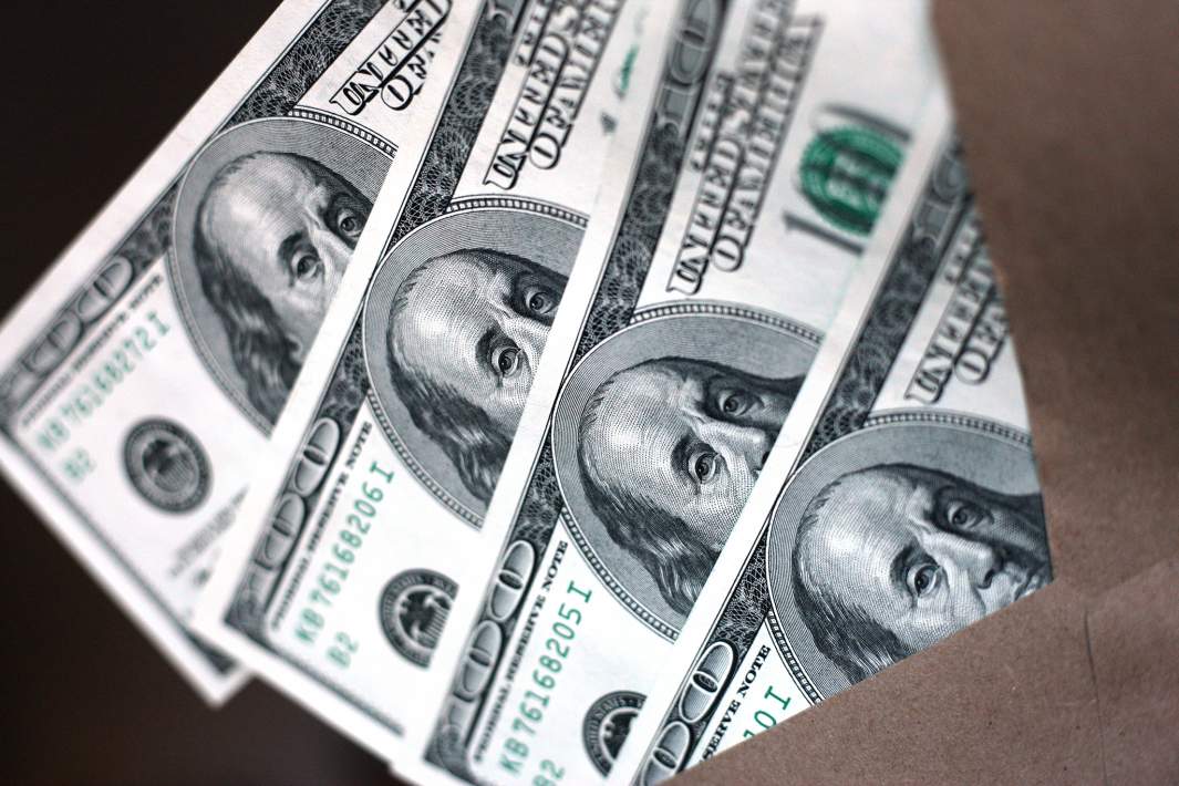 доллары