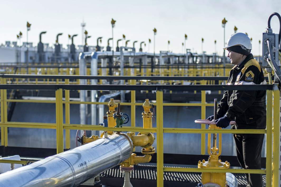нефть