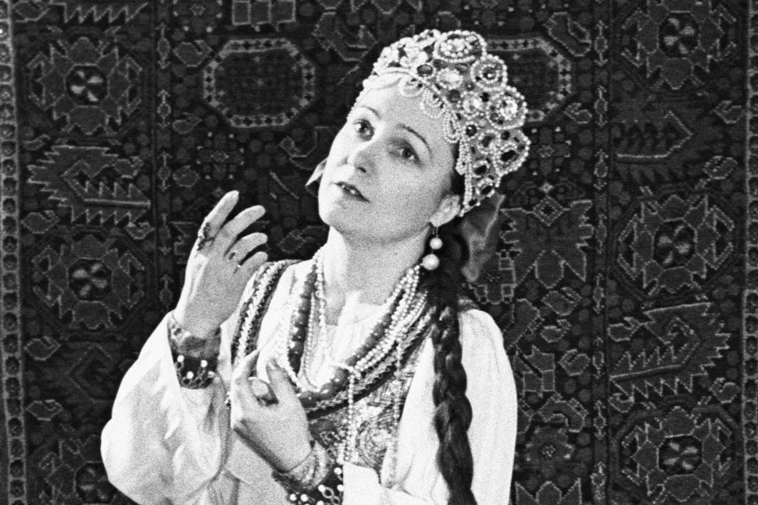 Вера Давыдова в роли Любаши в опере Н. Римского-Корсакова «Царская невеста»