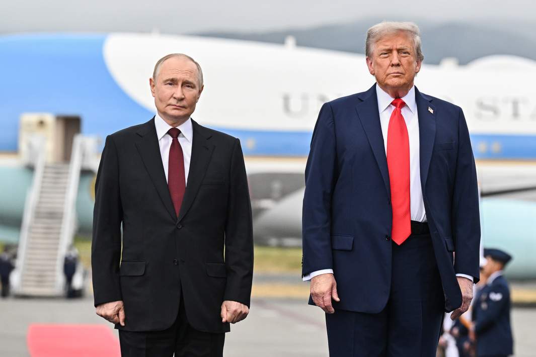 Президент РФ Владимир Путин и президент США Дональд Трамп